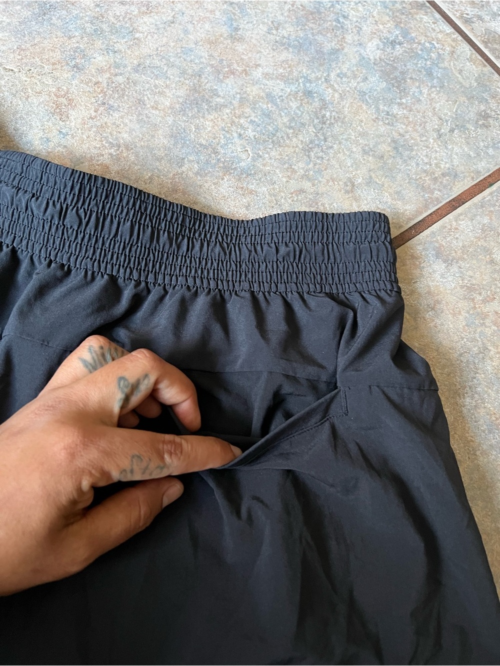 lululemon athletica Black Elastic Waist Athletic Shorts - Picture 10 of 11